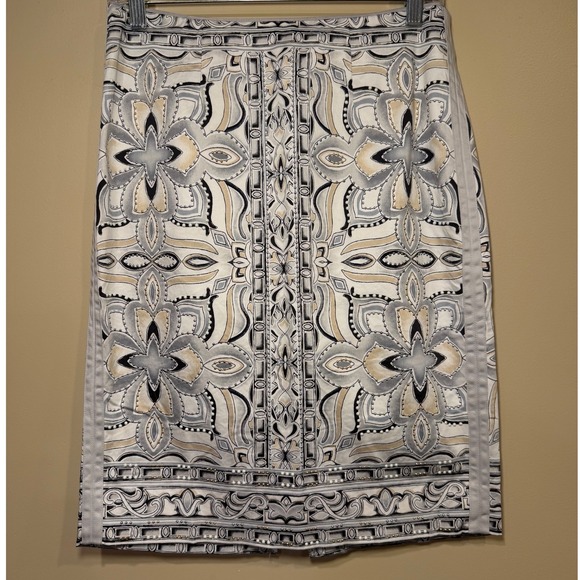 White House Black Market Dresses & Skirts - White House Black Market Multicolor 6 Baroque Floral Pencil Office Elegant Chic